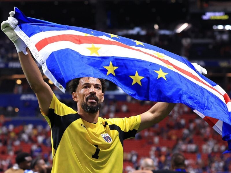 Colo Colo Transfer for Vozinha Nears Collapse as Mele Emerges – Softfootball