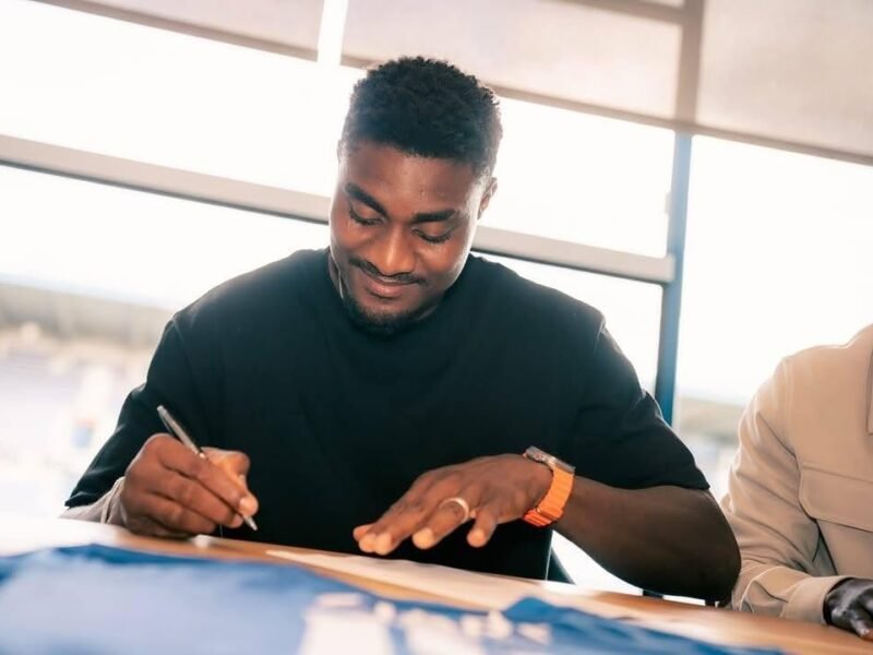 Rafiu Durosinmi Completes €10.5m Switch to KRC Genk – Softfootball