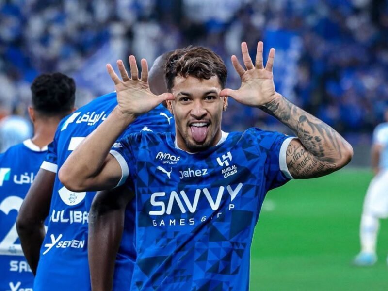 Ajax Open Talks for Marcos Leonardo as Ounahi Pursuit Continues – Softfootball