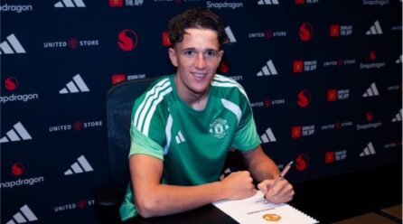 Manchester United Signal Goalkeeper Package Margetson From Swansea – Softfootball