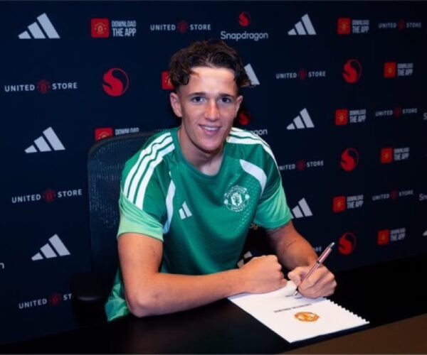 Manchester United Signal Goalkeeper Package Margetson From Swansea – Softfootball