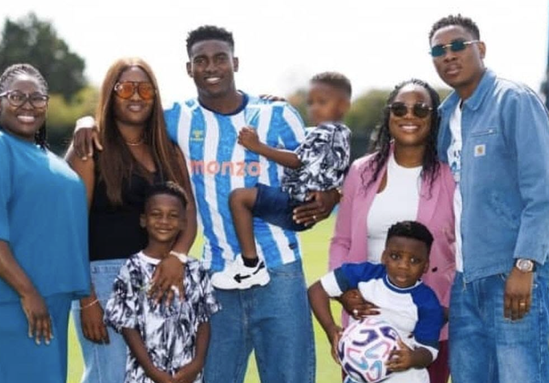 Awoniyi Unveiled at Coventry Metropolis in Presence of Household After £17m Switch – Softfootball