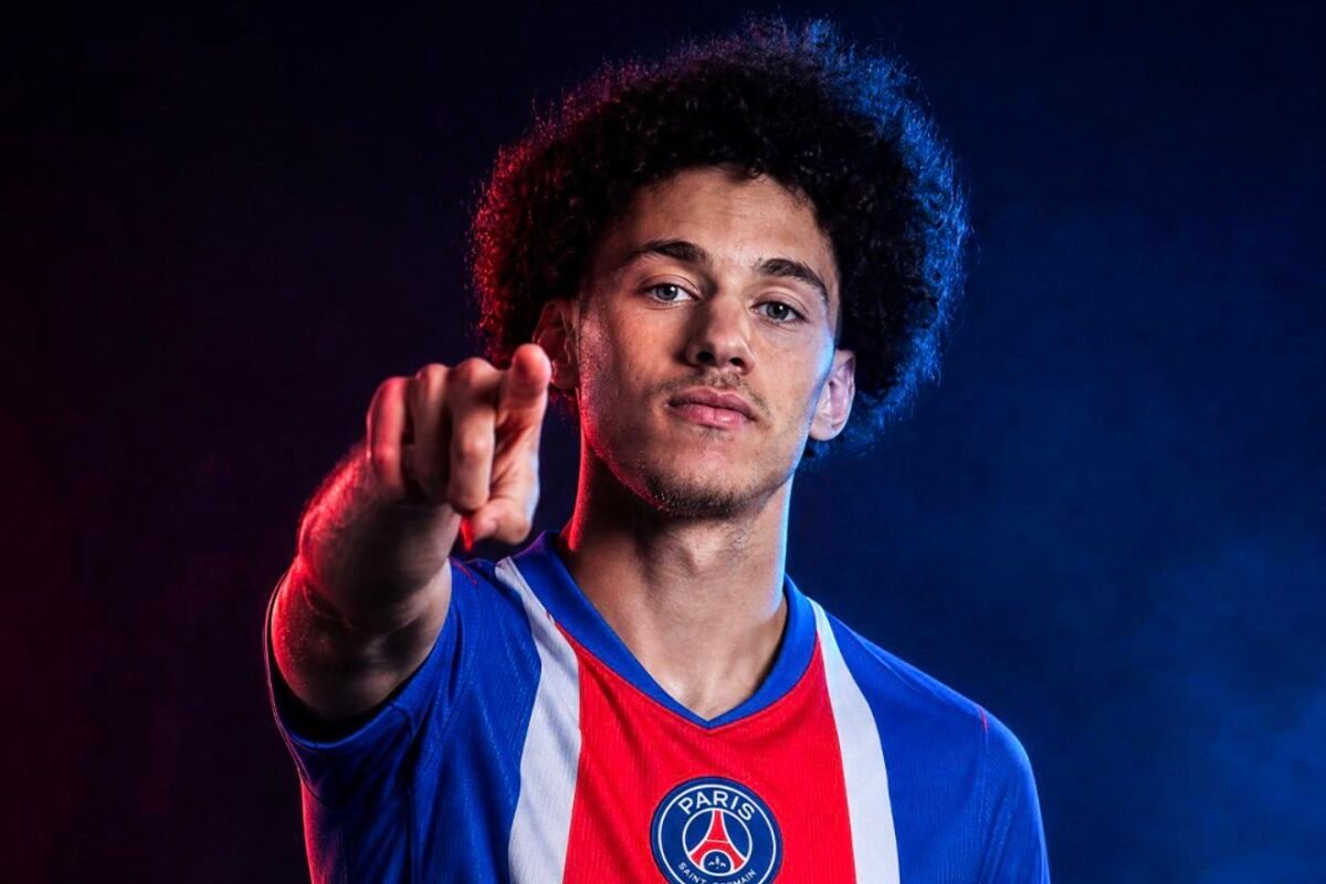 Maghnes Akliouche Travels to Paris to Full PSG Transfer – Softfootball