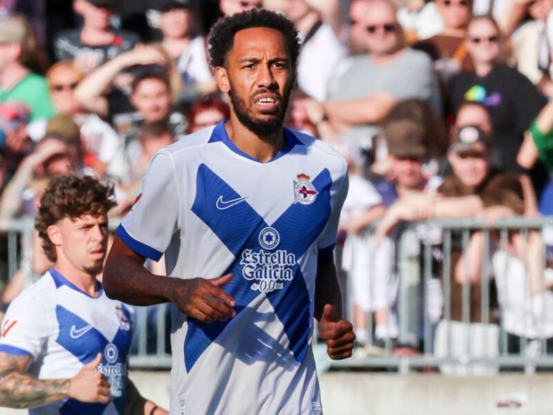 Aubameyang’s brilliantly weird profession continues with Deportivo golazo