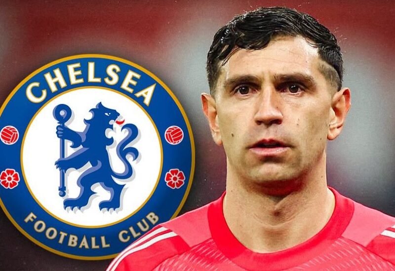 Chelsea Contemplating Late Transfer for Aston Villa Goalkeeper Emi Martínez – Softfootball