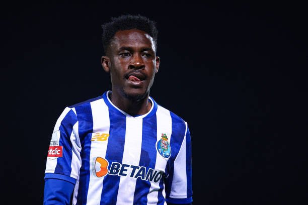 Al Qadisiya Present Curiosity in Zaidu Sanusi as Porto Count on €10m+ Payment – Softfootball
