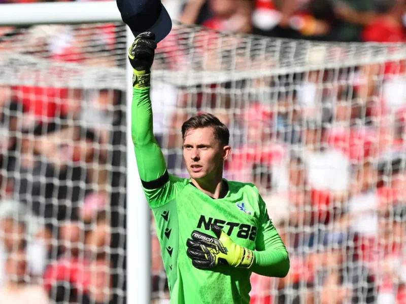 Crystal Palace Reject Nottingham Forest Bid for Dean Henderson