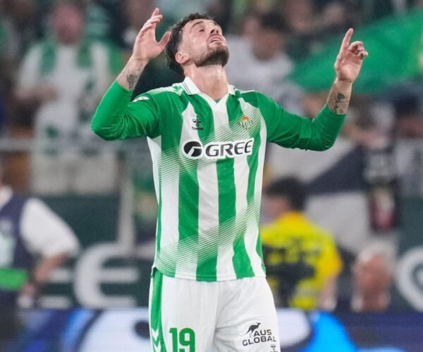 Troy Parrott downs Mourinho & Actual Madrid in wonderful Betis win