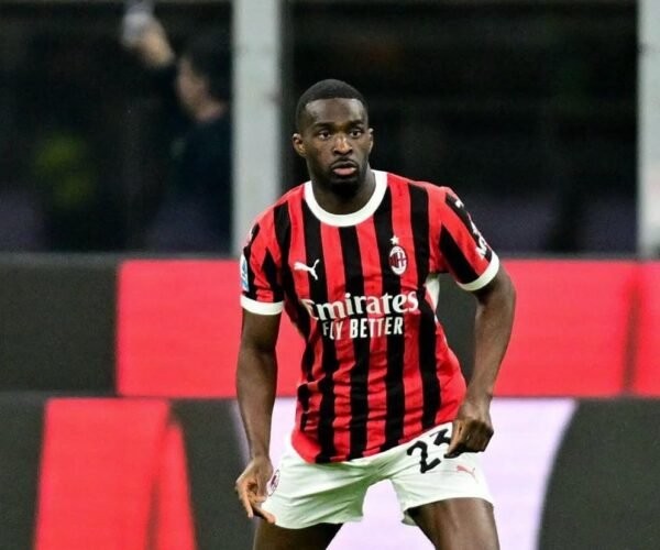 Fikayo Tomori Returns to AC Milan First Group After Switch Window