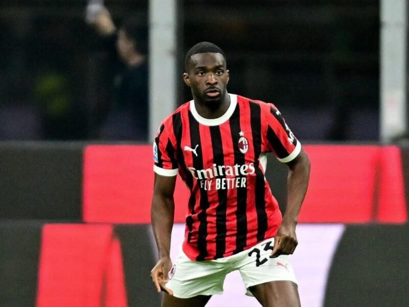 Fikayo Tomori Returns to AC Milan First Group After Switch Window