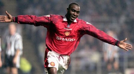 Identify all 12 golf equipment Andy Cole performed for in his profession