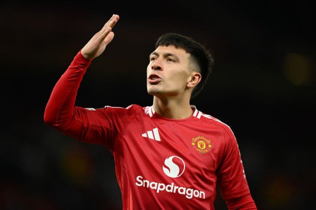 Lisandro Martinez Calls for Extra Signings as Man United Disaster Deepens