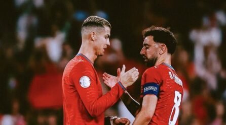 Bruno Fernandes Defends Ronaldo as Portugal United Amid Tensions