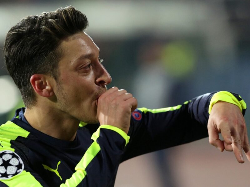 The jaw-dropping Mesut Ozil solo objective that is not talked about sufficient