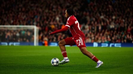 Identify their 10 youngest Champions League gamers